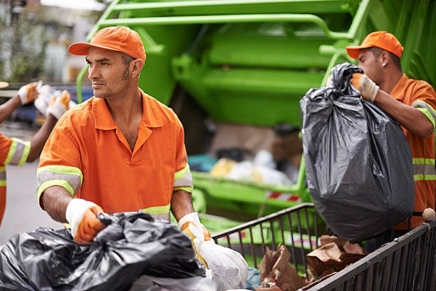 Best Garage Cleanout  in Neoga, IL